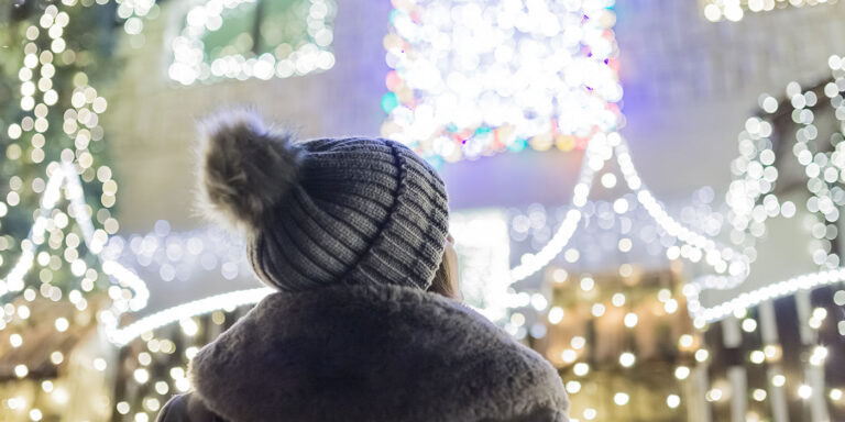 Creating the perfect outdoor Christmas light display